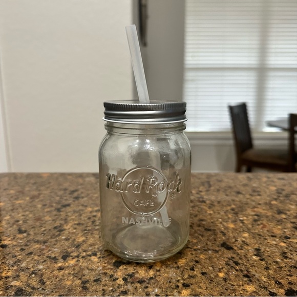 Hard Rock Cafe Nashville Mason Jar with Lid and‎ Straw - Picture 1 of 3